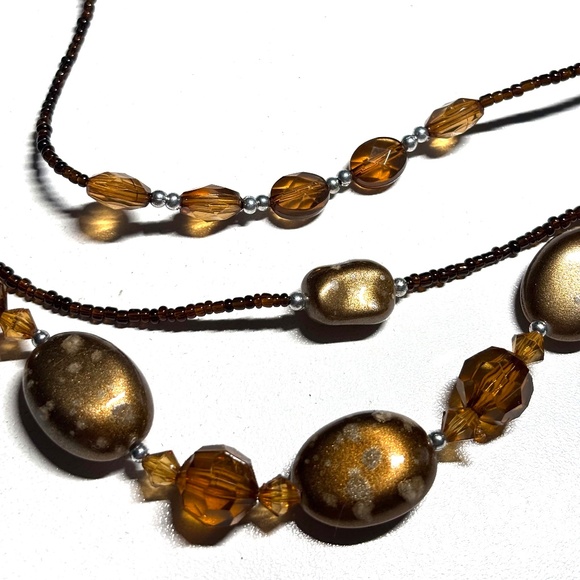 Set of multi layered beaded necklace with assorted earrings- amber & bronze - Picture 2 of 4